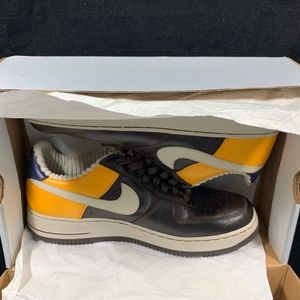 Nike Air Force 1 premium Rems size 10.5 (Used)